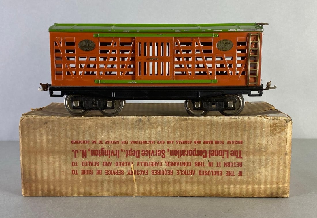Pre-War Lionel Lines S Scale No. 213 Cattle Transport Car (1 of 6)