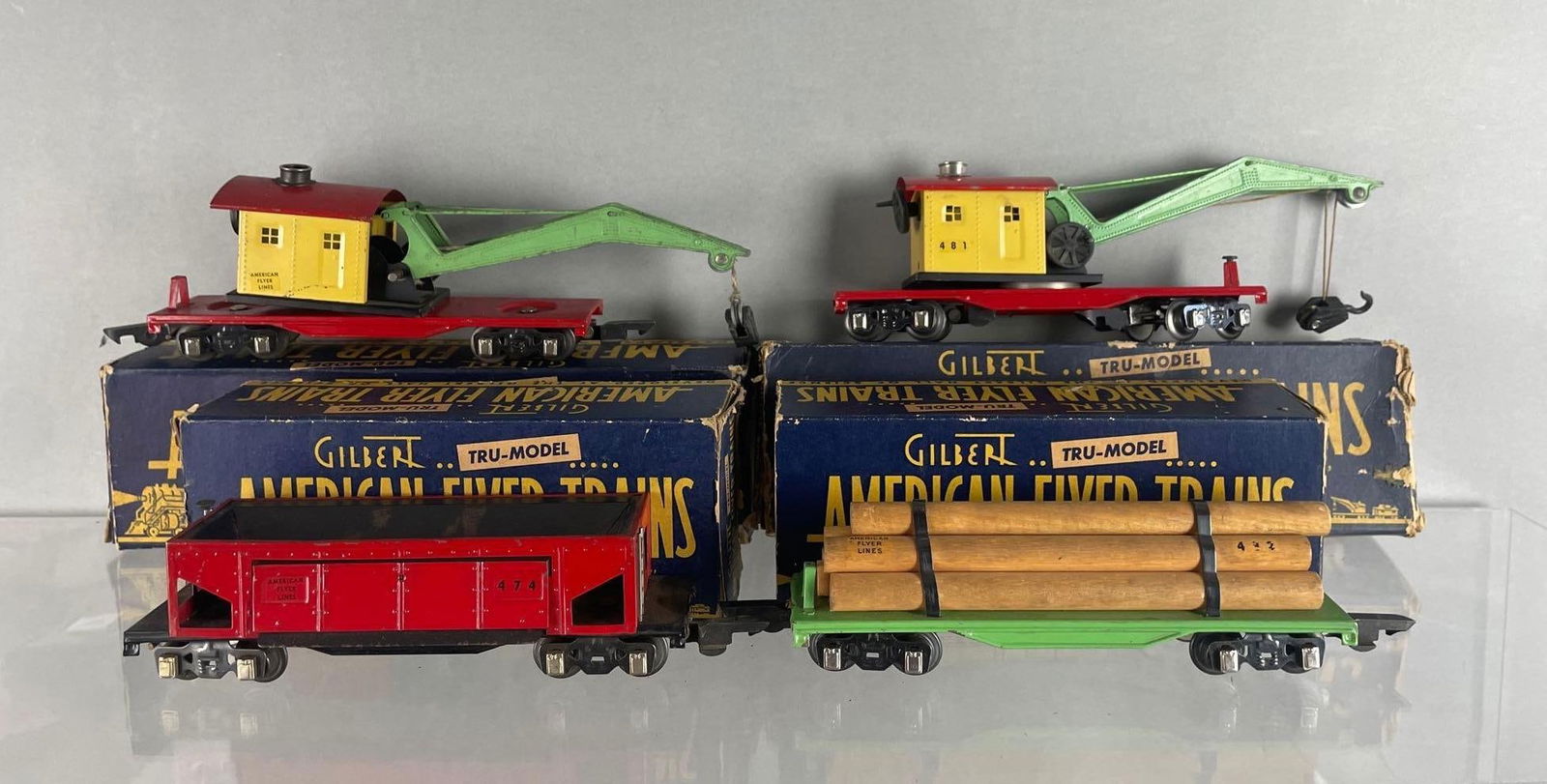 Group of American Flyer O Scale Train Cars (1 of 4)