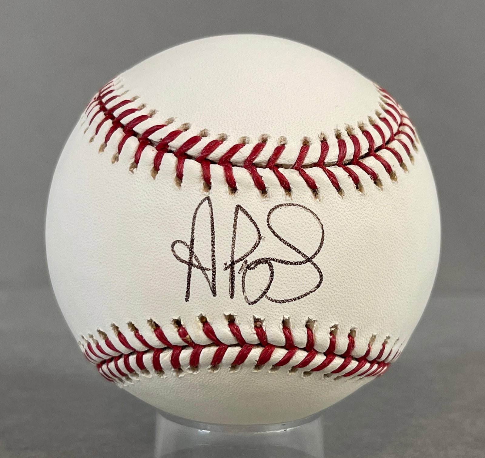Albert Pujols Signed Official MLB Rawling Selig Baseball with JSA COA: Albert Pujols Signed Official MLB Rawling Selig Baseball with JSA COA, Case included