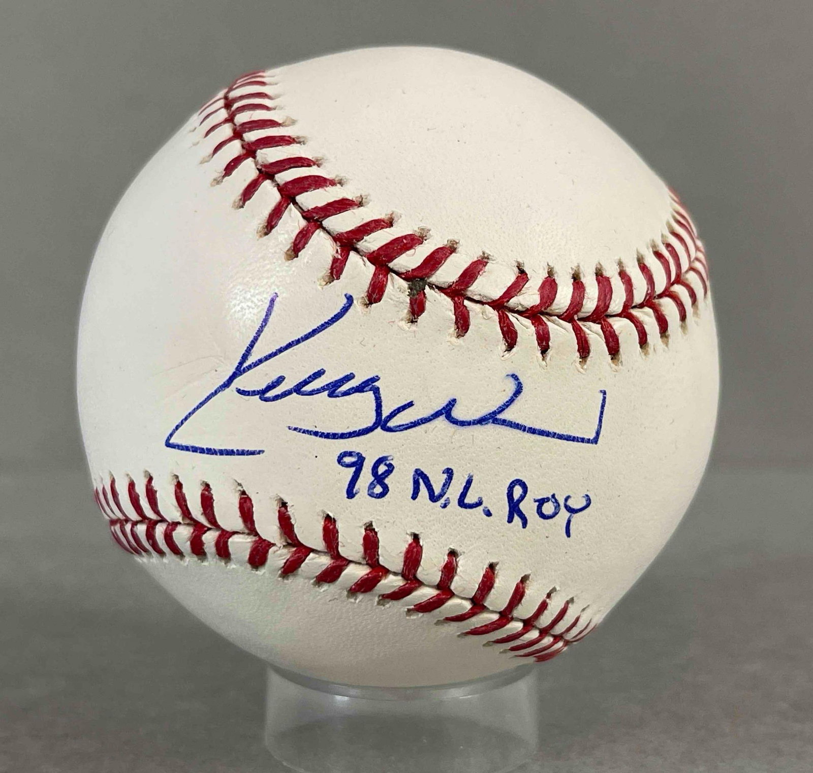 Kerry Wood Aigned Official MLB Rawling Selig Baseball with Inscription: Autographed Kerry Wood 98 NL ROY, We guarantee this to pass 3rd party authentication, Case included