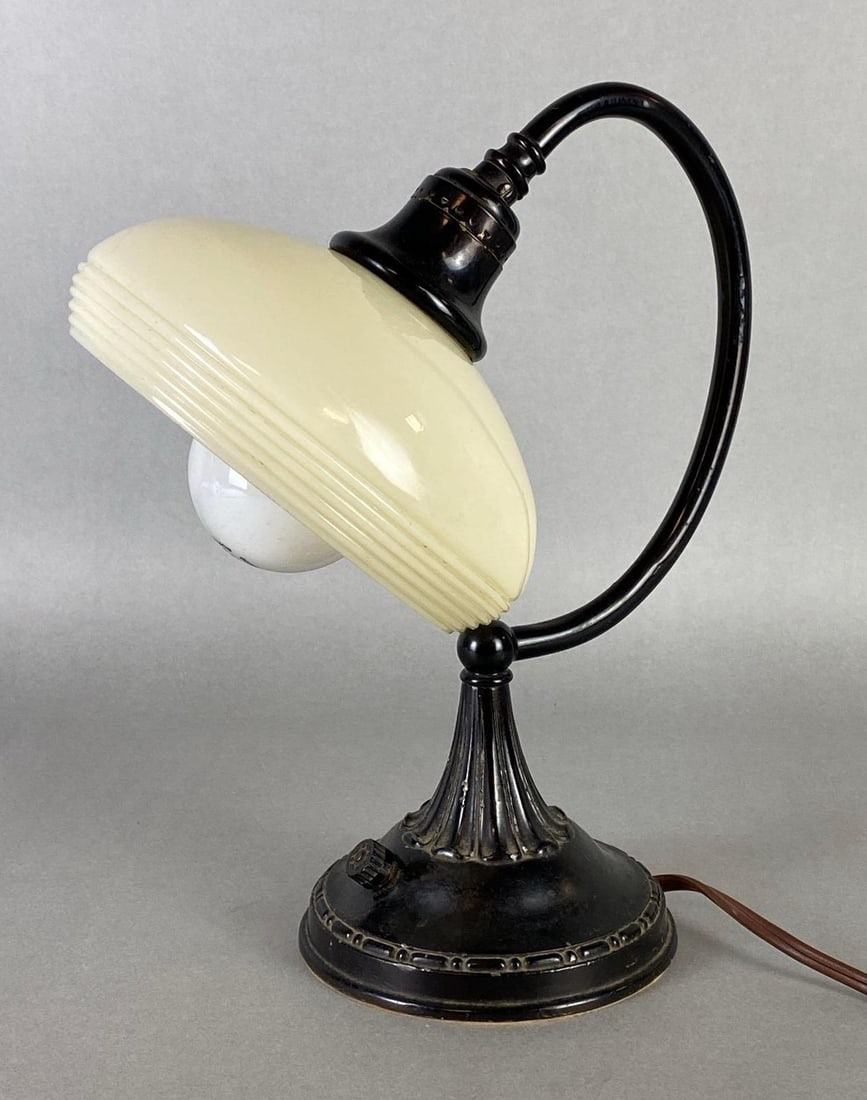 Art Deco Emeralite Desktop Lamp with Custard Glass Shade: In working condition, Measures 11 x 8 1/2 x 6 1/2 inches.