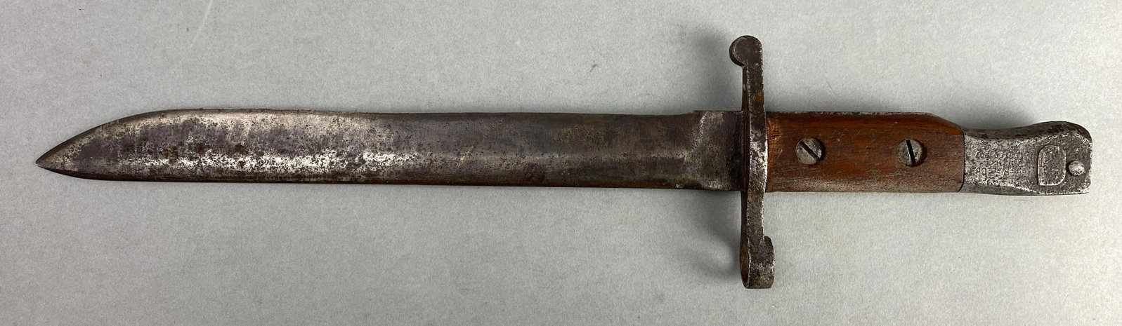 Ross Rifle Co. 1907 Rifle Bayonet: Measures 14 1/2 inches in length with a 9 1/4 inch blade