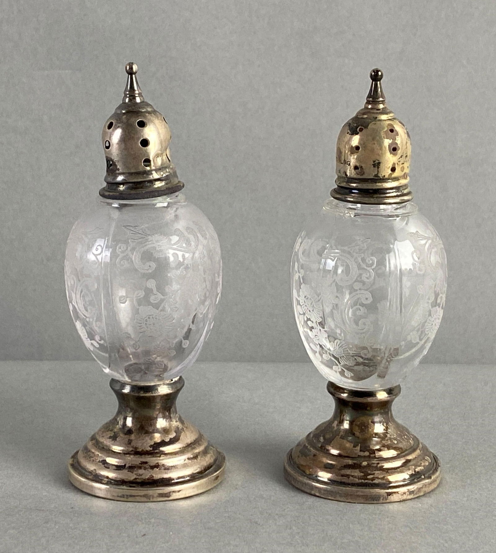 Pair of Weighted Sterling Silver Etched Glass Salt and Pepper Shakers (1 of 3)