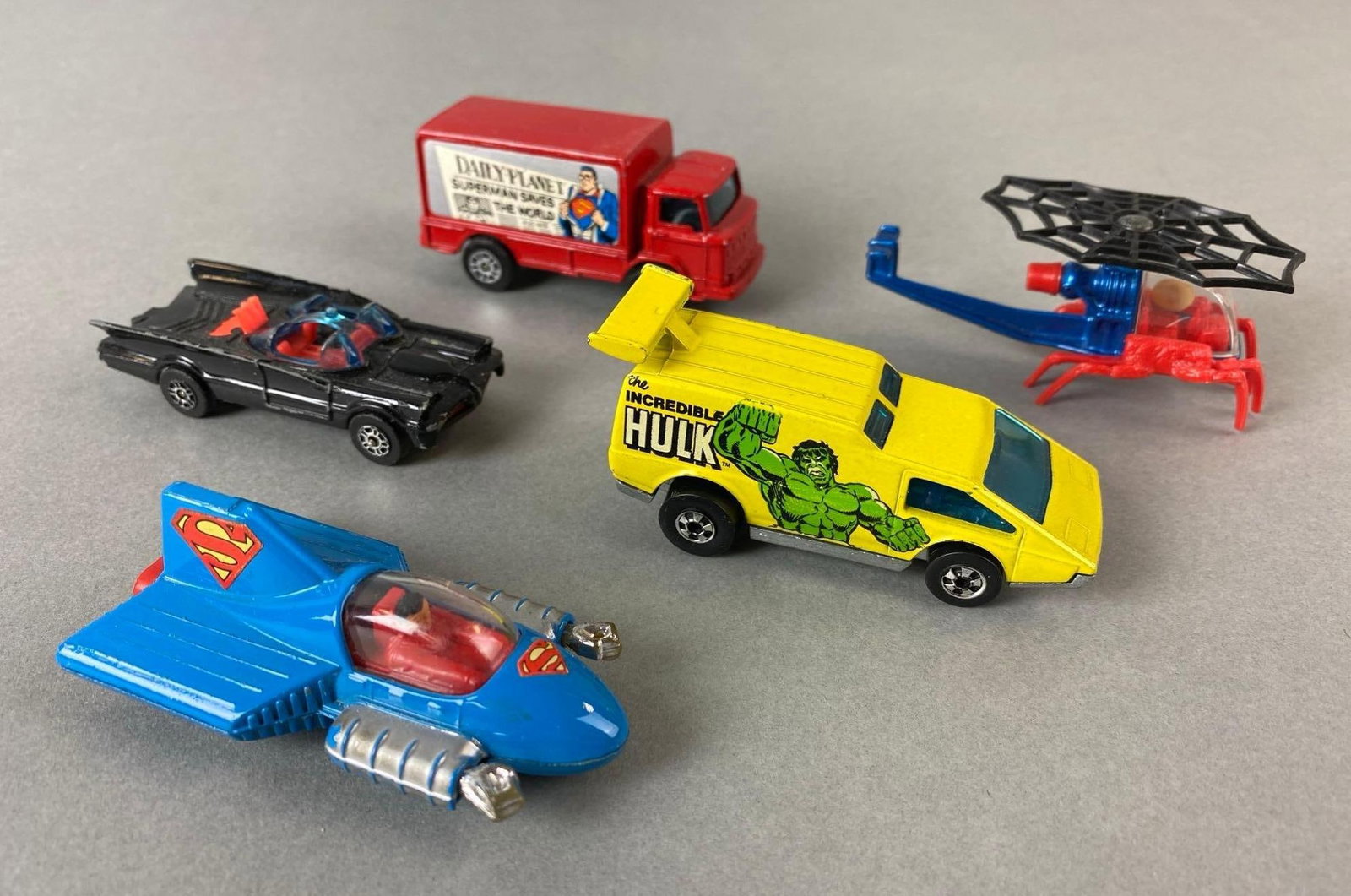 Group of 5 Corgi and Hot Wheels Super Hero Die-Cast Cars (1 of 4)