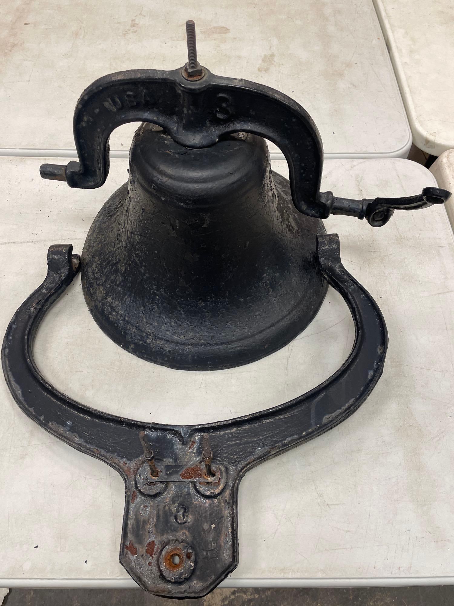 Antique Cast Iron Gravity Bell: No in-house shipping available, 3rd party shipper recommended. Bell measures 13 x 17 1/4 inches ?