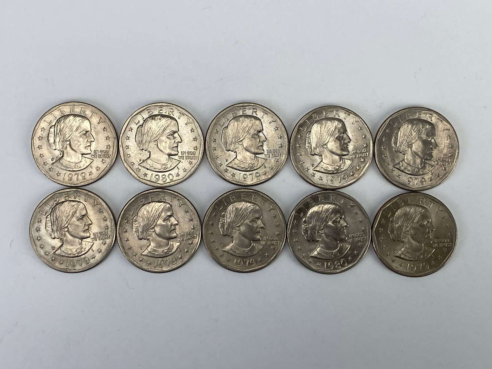 Group of 10 Susan B Anthony Liberty One Dollar Coins (1 of 2)