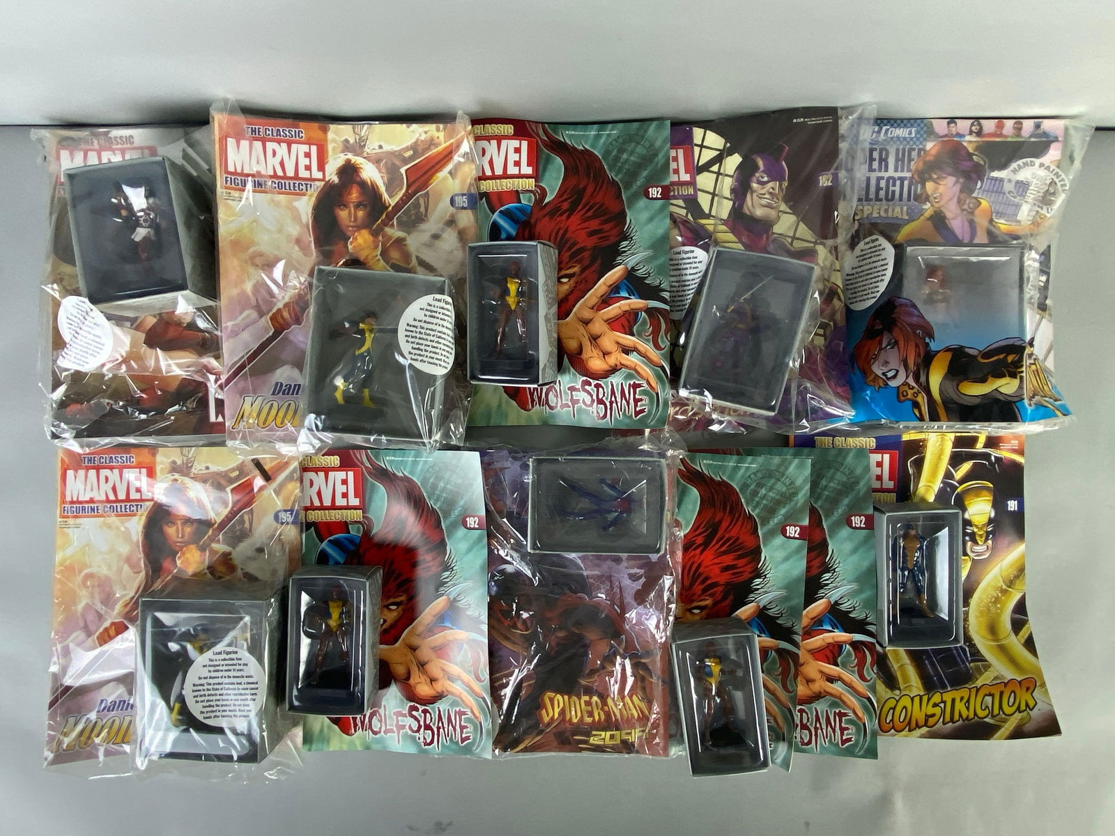 Group of Assorted Marvel Magazine and Lead Figures (1 of 3)