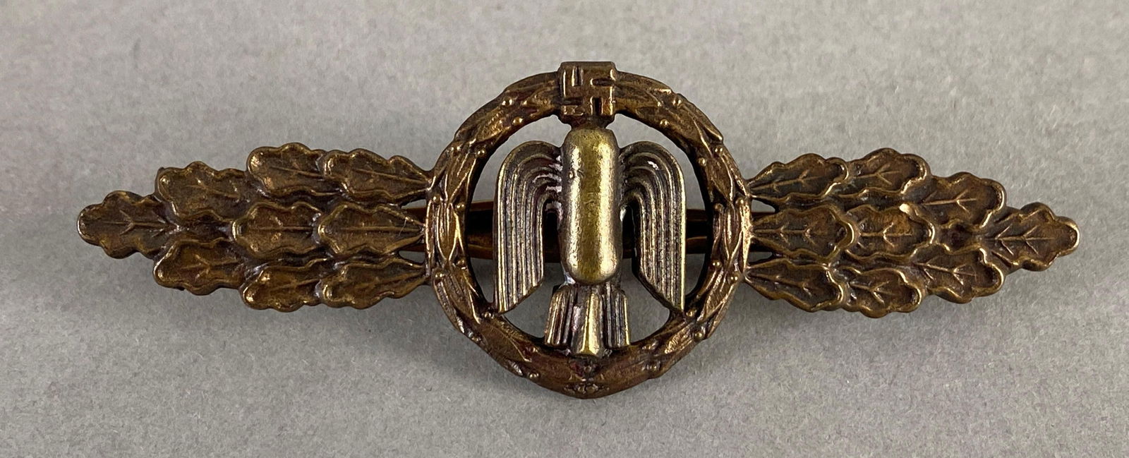 WW2 German Luftwaffe Bomber Pilots Brass Clasp (1 of 3)