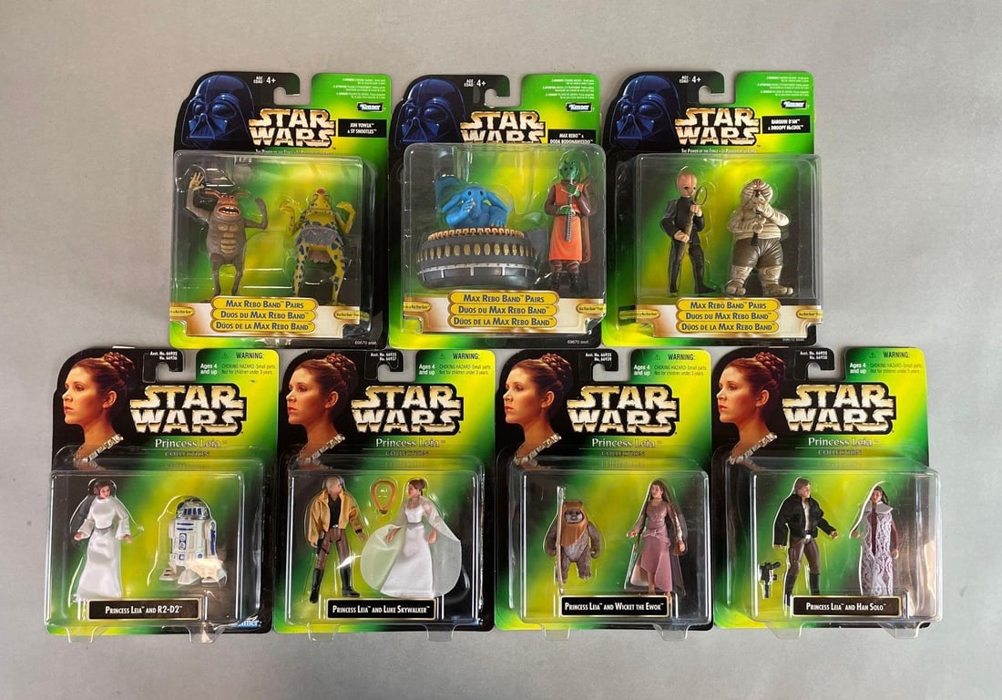 Group of 2 Modern Kenner Star Wars Action Figure Sets (1 of 2)