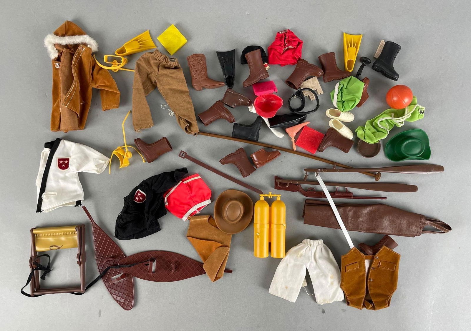 Group of 1970s Mattel Big Jim Action Figure Accessories (1 of 3)