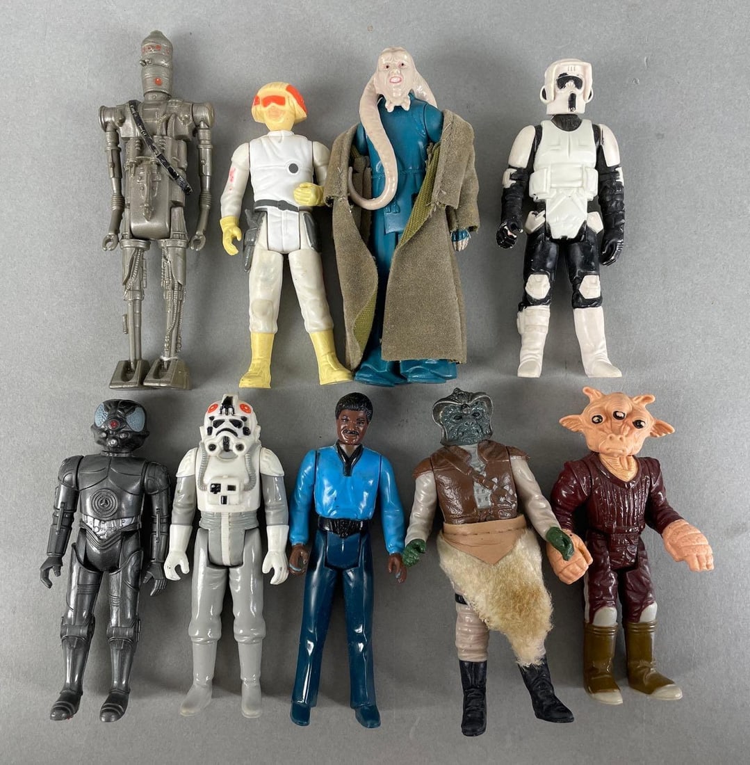 Group of 9 Kenner Star Wars Action Figures (1 of 2)