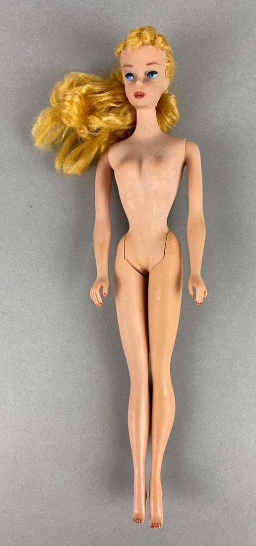 Vintage Mattel Ponytail Barbie Fashion Doll (1 of 9)