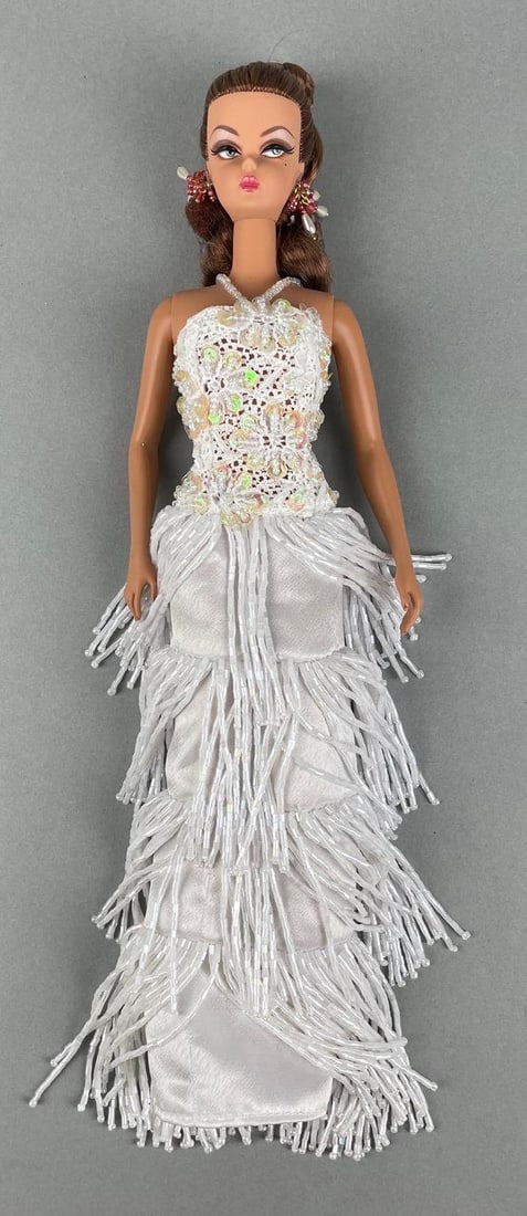 Mattel Silkstone Barbie Fashion Doll: 11 1/2 inch doll