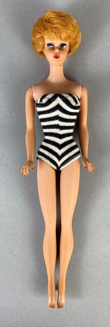 Vintage Mattel Barbie Titan Bubblecut Fashion Doll (1 of 9)