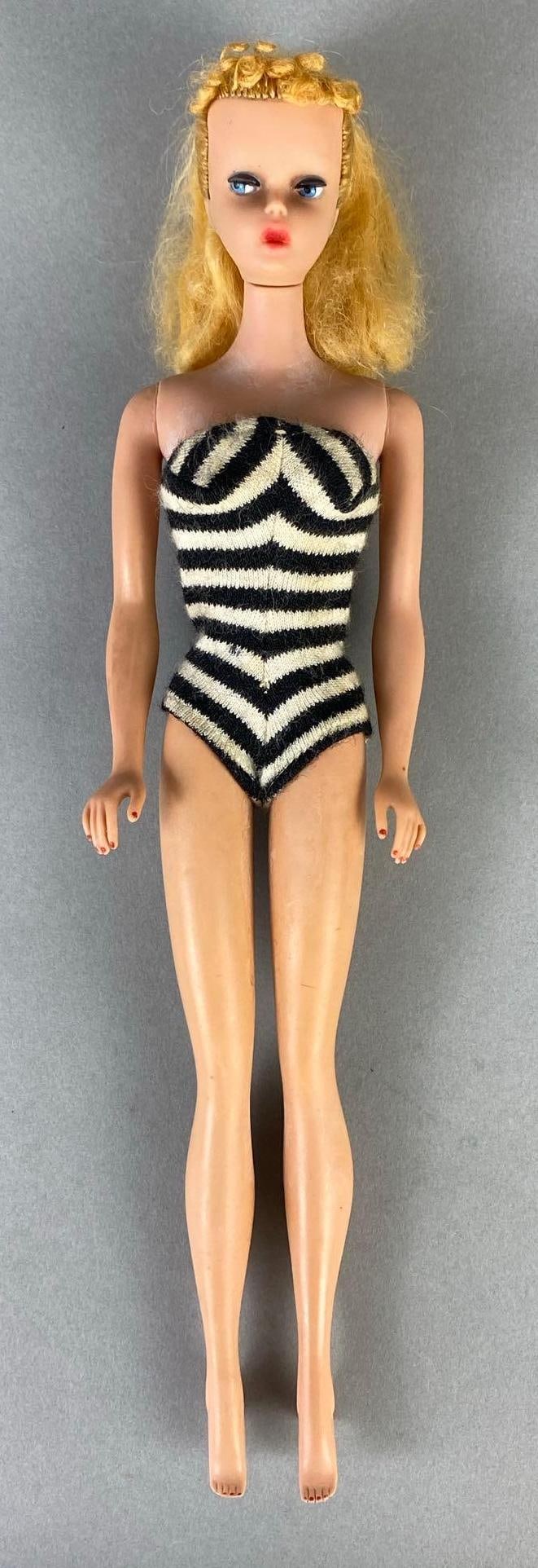 Vintage Mattel Barbie No. 4 Ash Blonde Ponytail Fashion Doll (1 of 11)