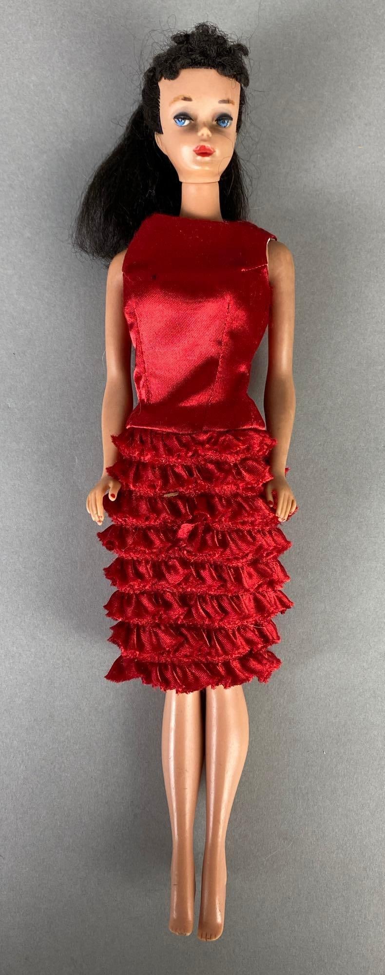 Vintage Mattel Barbie No. 4 Brunette Ponytail Fashion Doll: Some discoloration on back, Doll 11 1/2 inches tall.