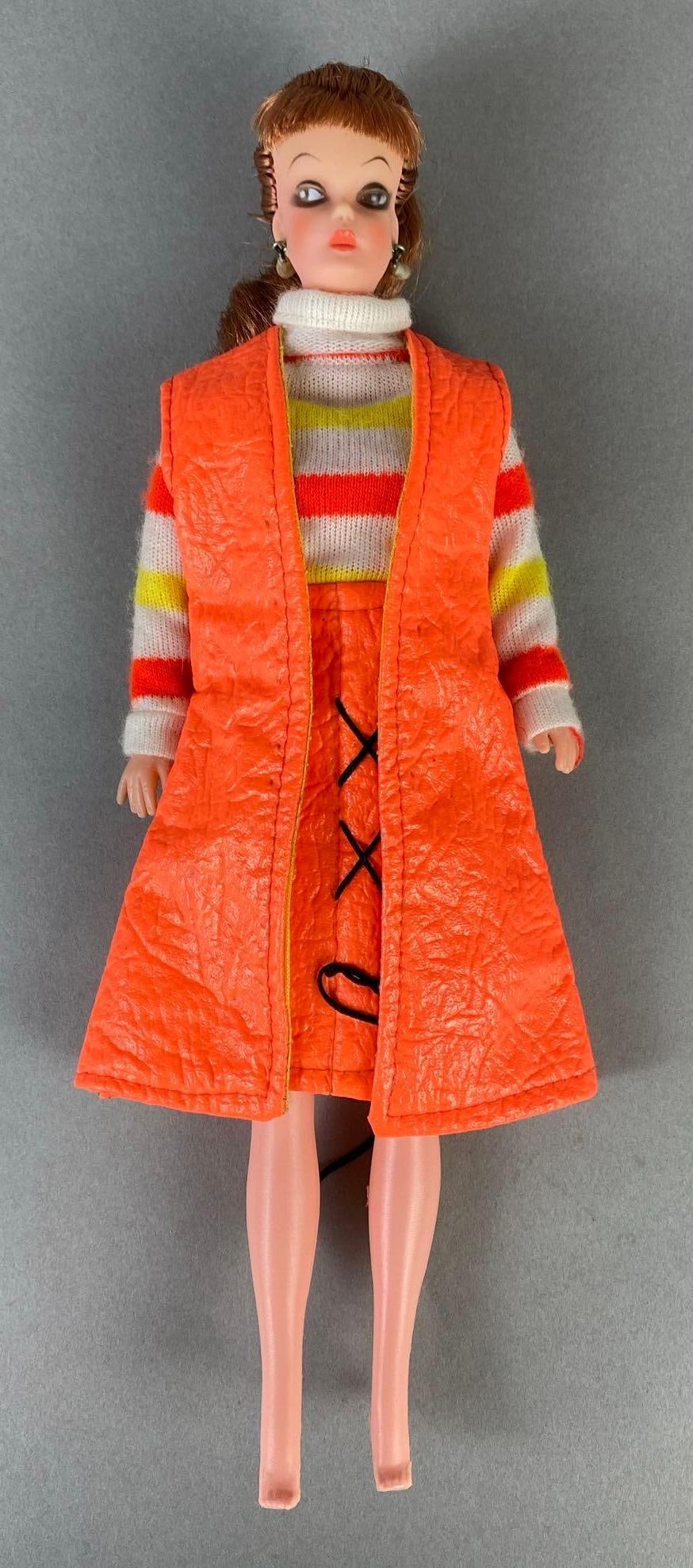 Vintage Barbie Clone Fashion Doll: Manufacturers marking on back of neck, Doll 11 1/4 inches tall.