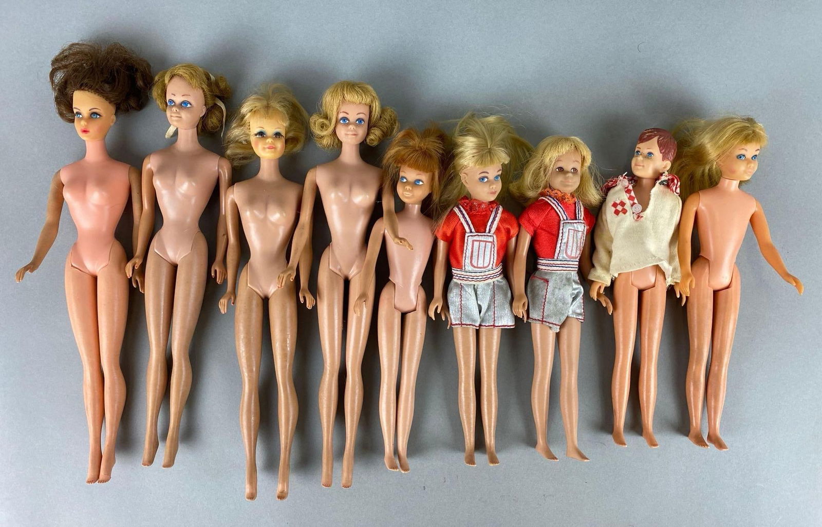 Group of 9 Vintage Mattel Dolls (1 of 9)
