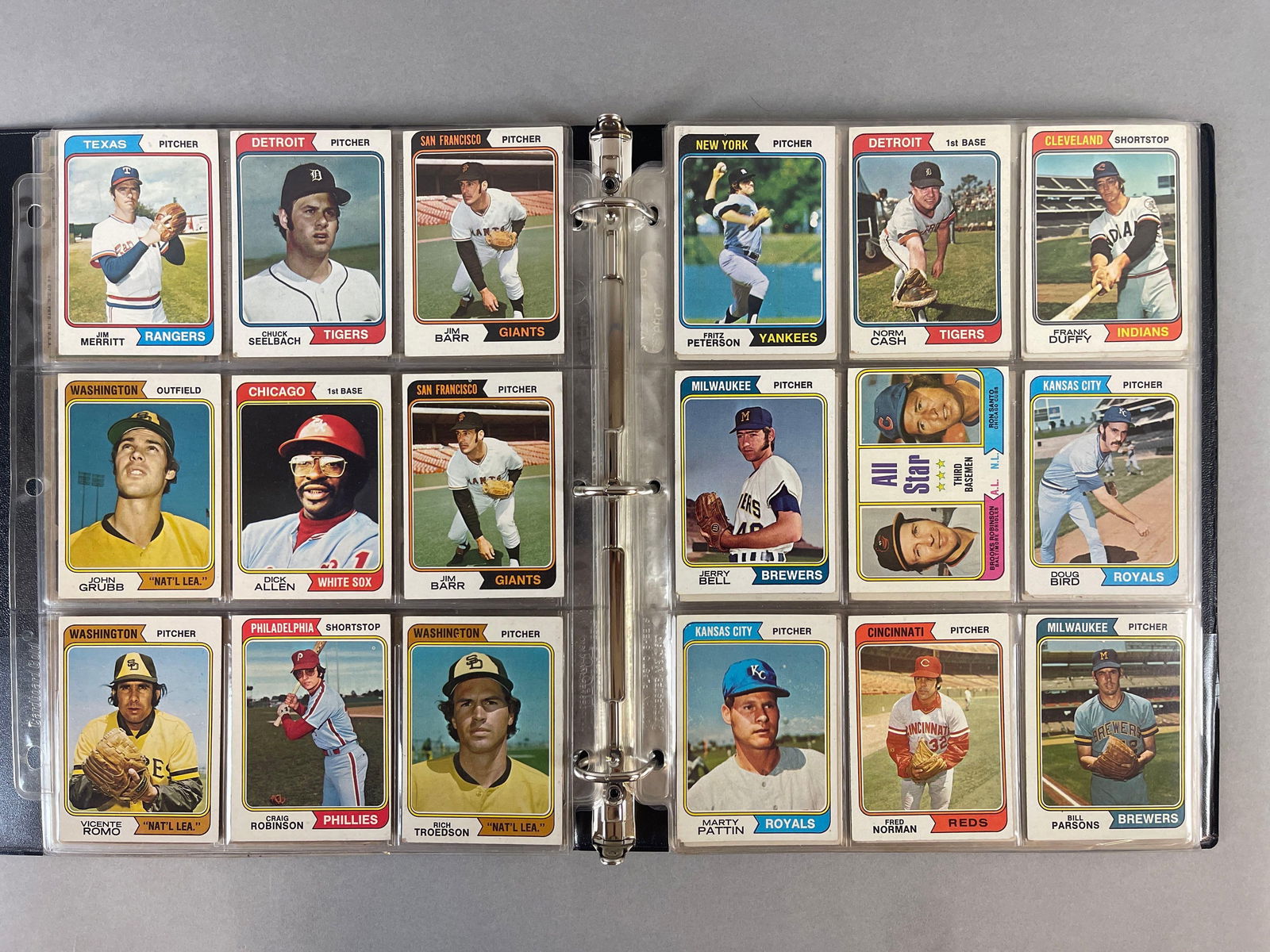 130+ 1974 and 75 Topps Baseball Cards with HOFs and Stars (1 of 7)