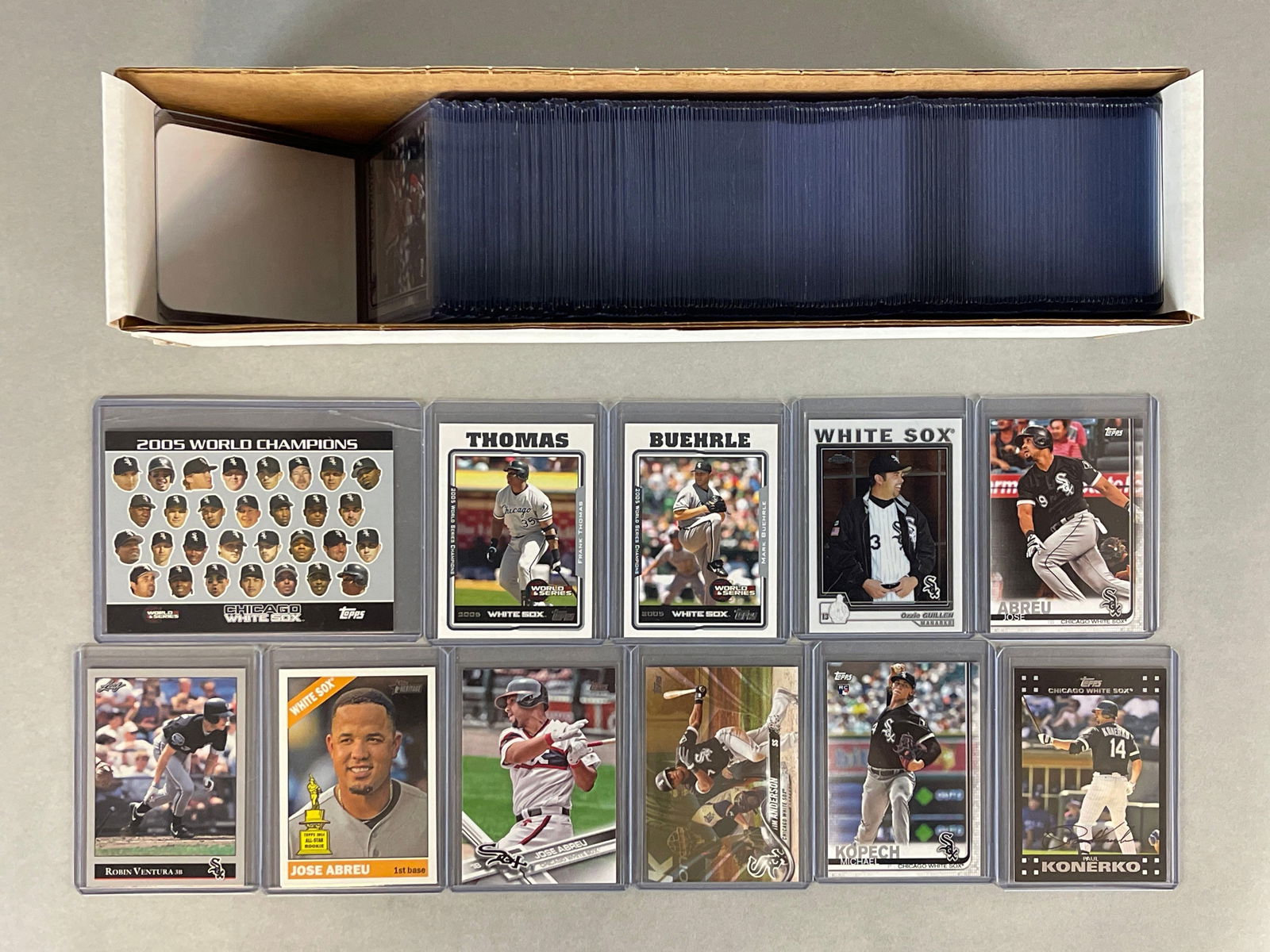 8 - 2006 - 19 Chicago White Sox Team Sets in Top Loaders (1 of 5)