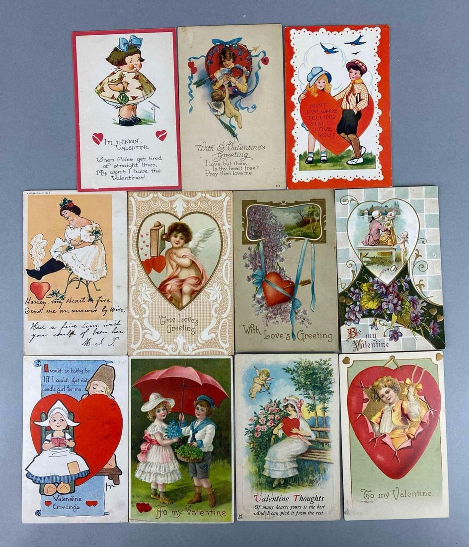 Postcard - 22 Embossed Valentines: Includes envelope, hearts, flowers and more.