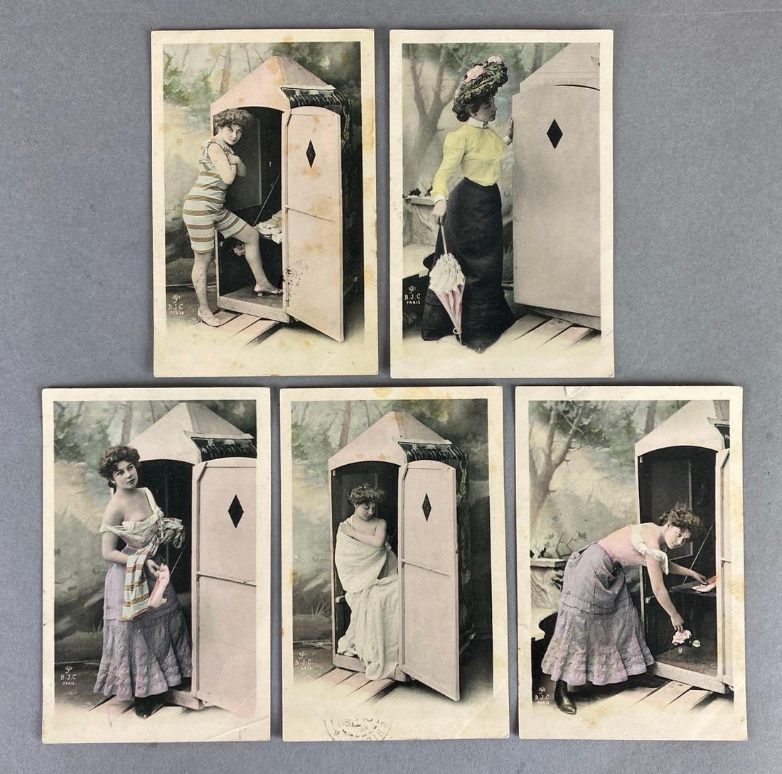 Postcards - 5 French Strip Booth: Printed.