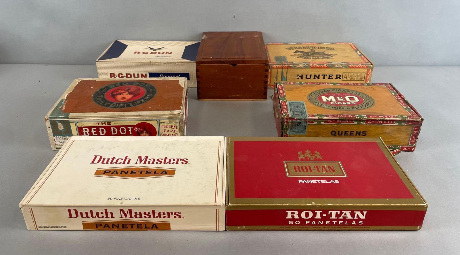 Group of Vintage Cigar Boxes: Includes damage led M&O, Hunter, red dot. Large wood box measures 4 x 6 x 8 inches