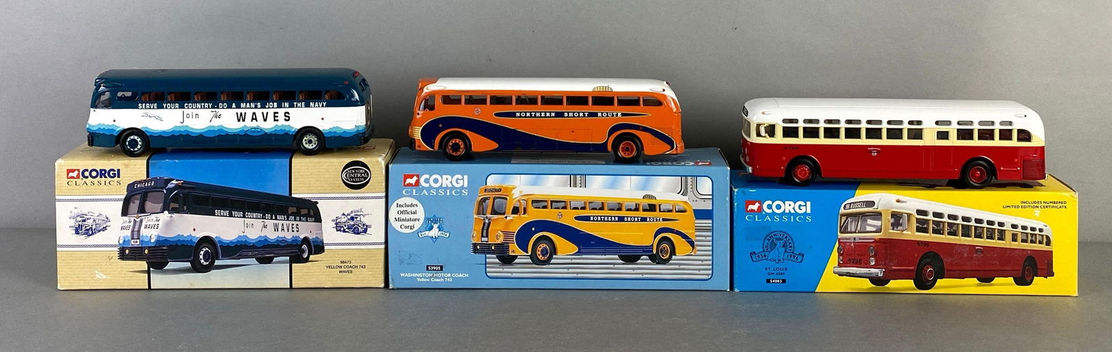 Group of 3 1995 Corgi Die-Cast Buses (1 of 5)