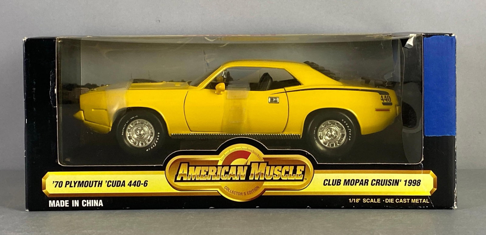 ERTL American Muscle 1970 Plymouth Cuda 440-6: Die-Cast, 1 / 18 scale, like new in box, Campbell collective, club moose cruisin 1998, blister pack cracked,