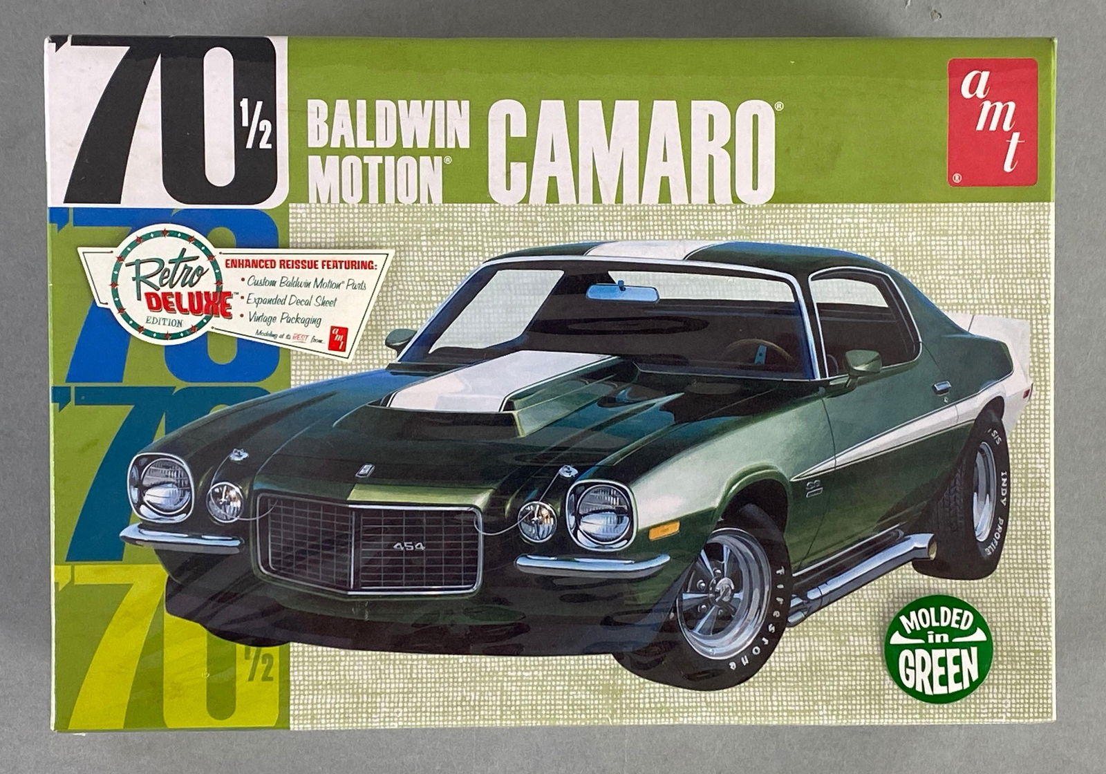 AMT 70 1/2 Baldwin Motion Camaro Plastic Model Kit (1 of 3)