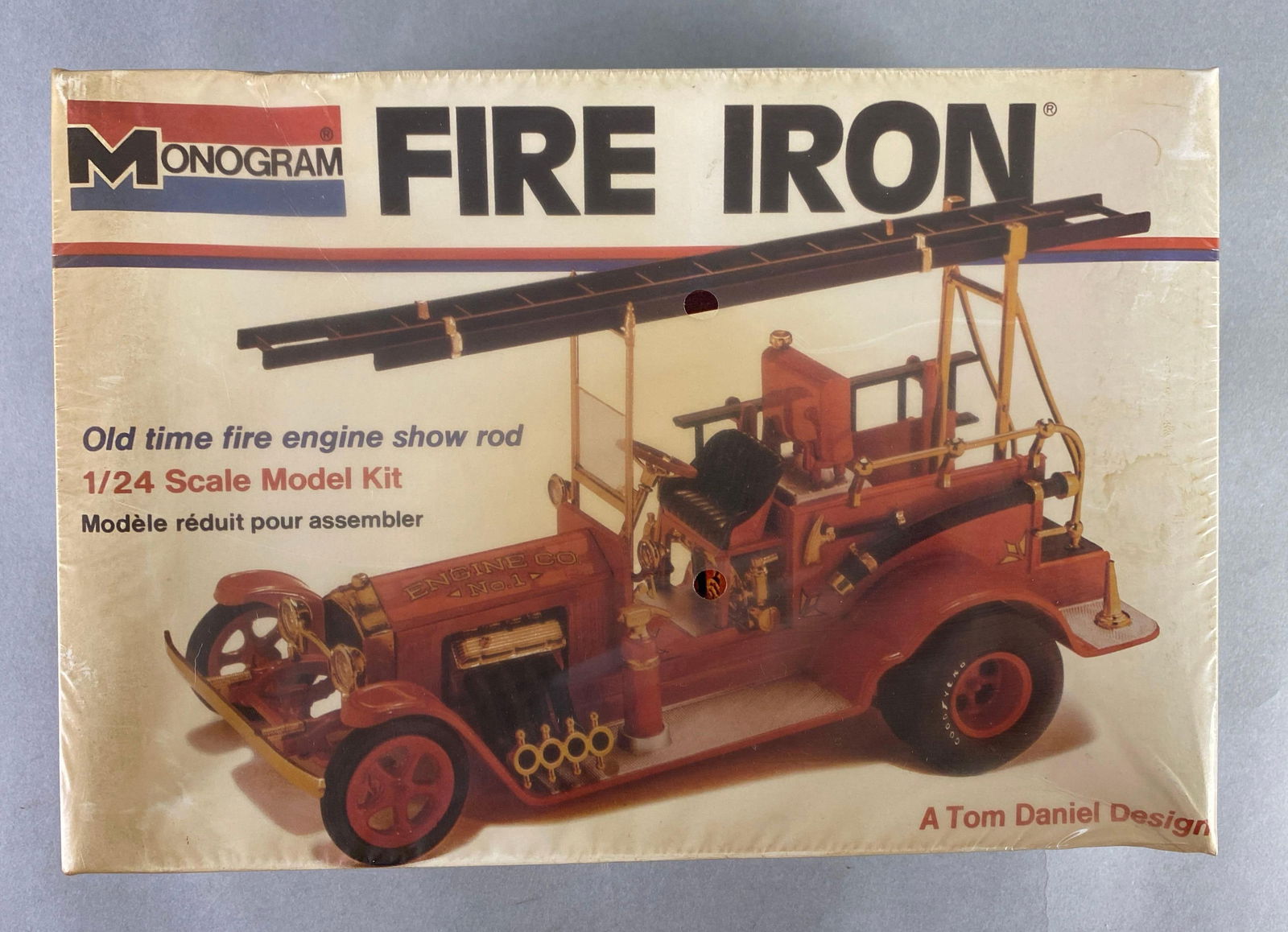 Monogram Fire Iron Old Time Fire Engine Rod Plastic Model Kit (1 of 3)