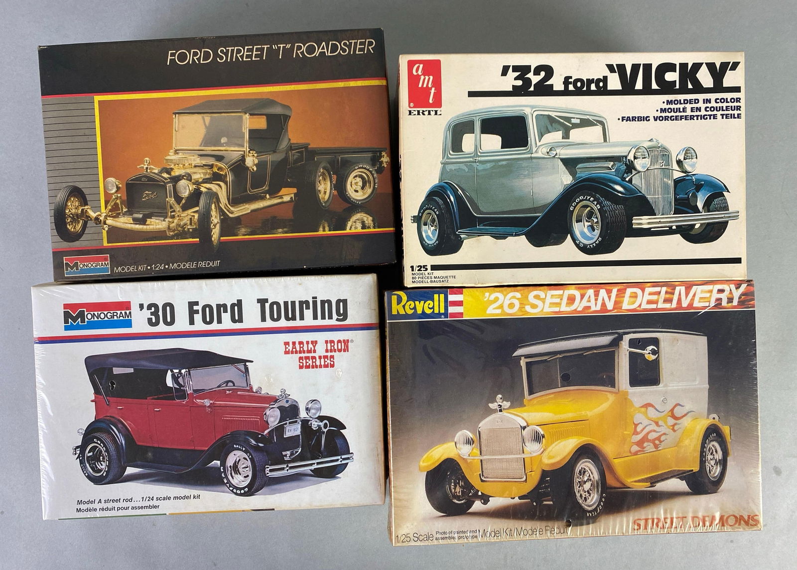 Group of 4 Early 1900s Ford Plastic Model Kits (1 of 3)