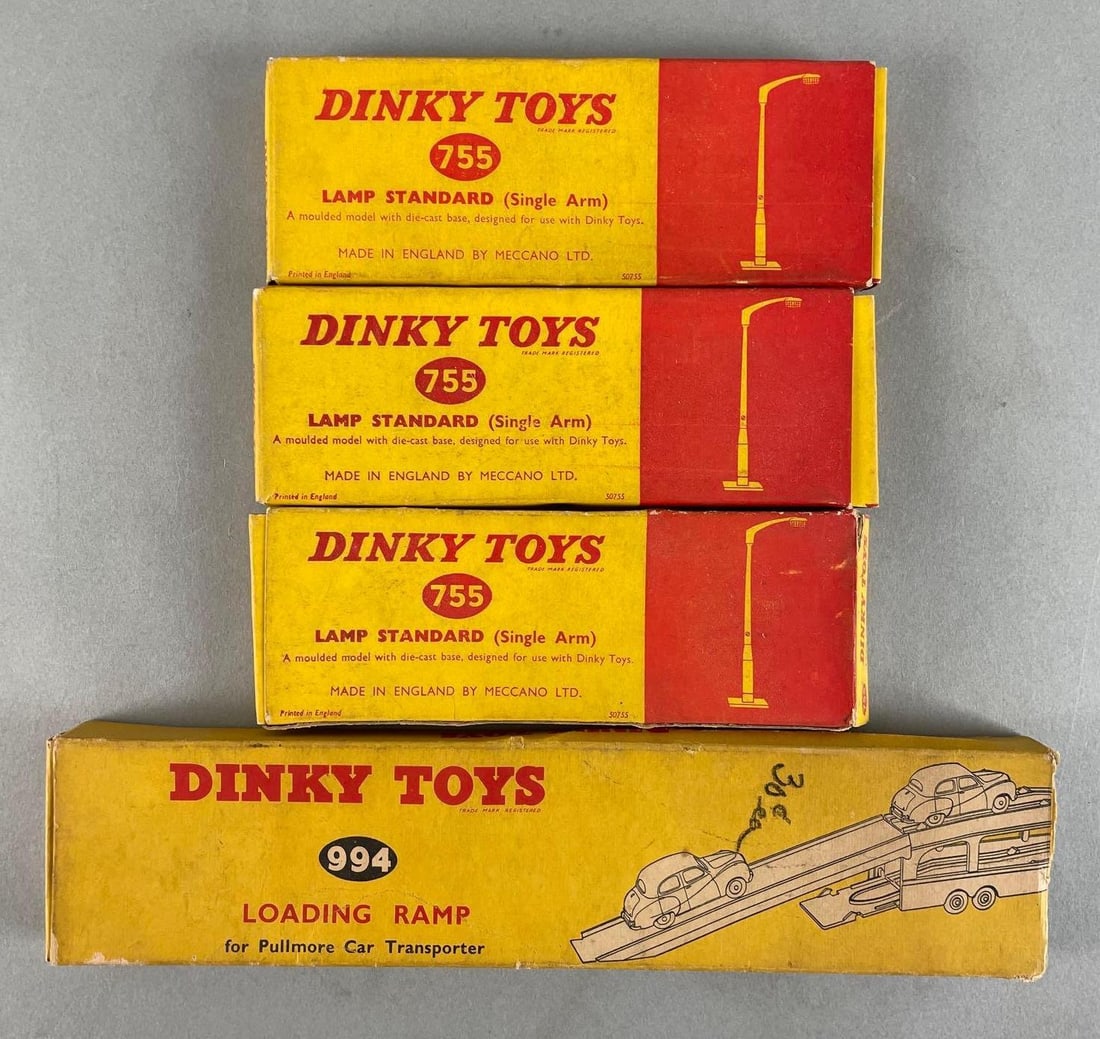 Group of Vintage Dinky Toys Die-Cast Accessories (1 of 2)