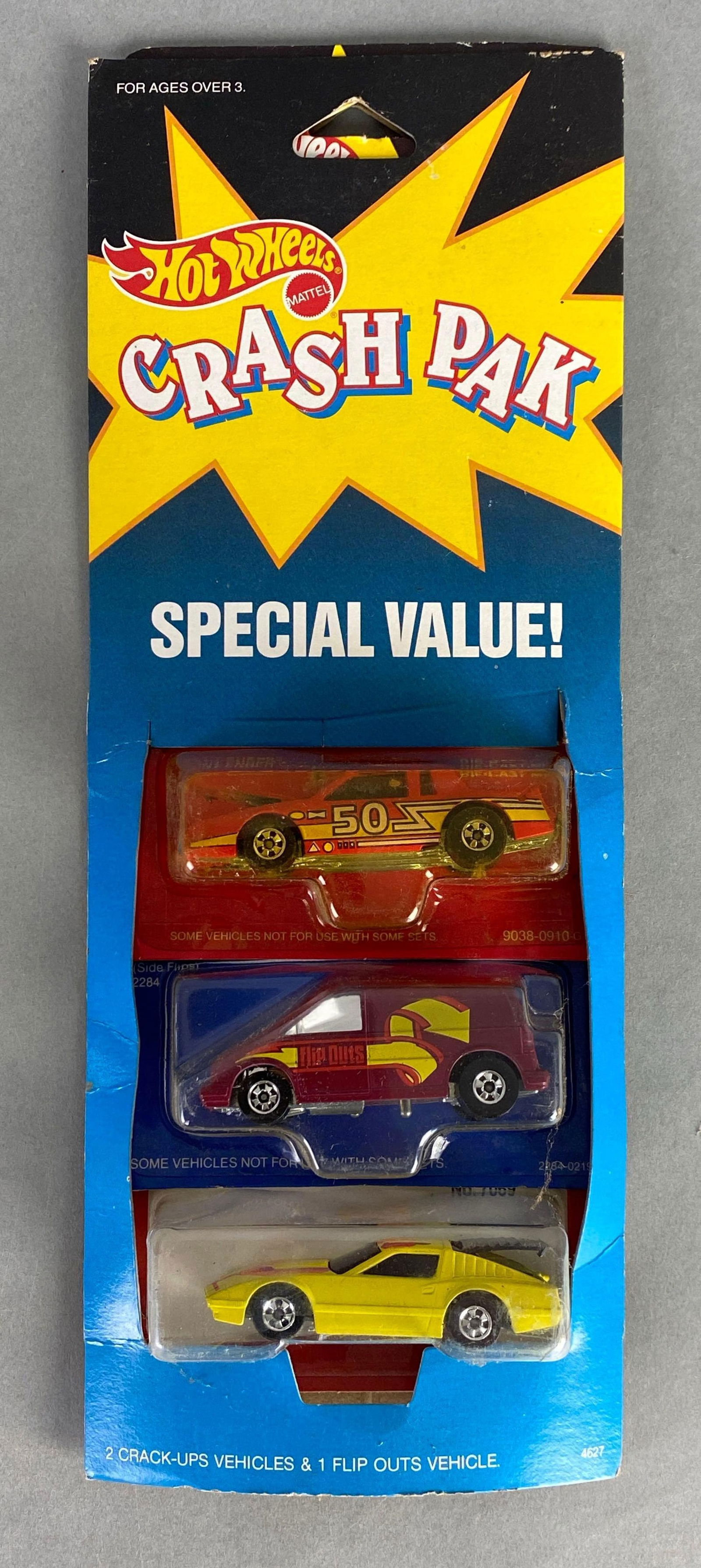 1987 Mattel Hot Wheels Crash Pak Die-Cast Gift Pack (1 of 2)