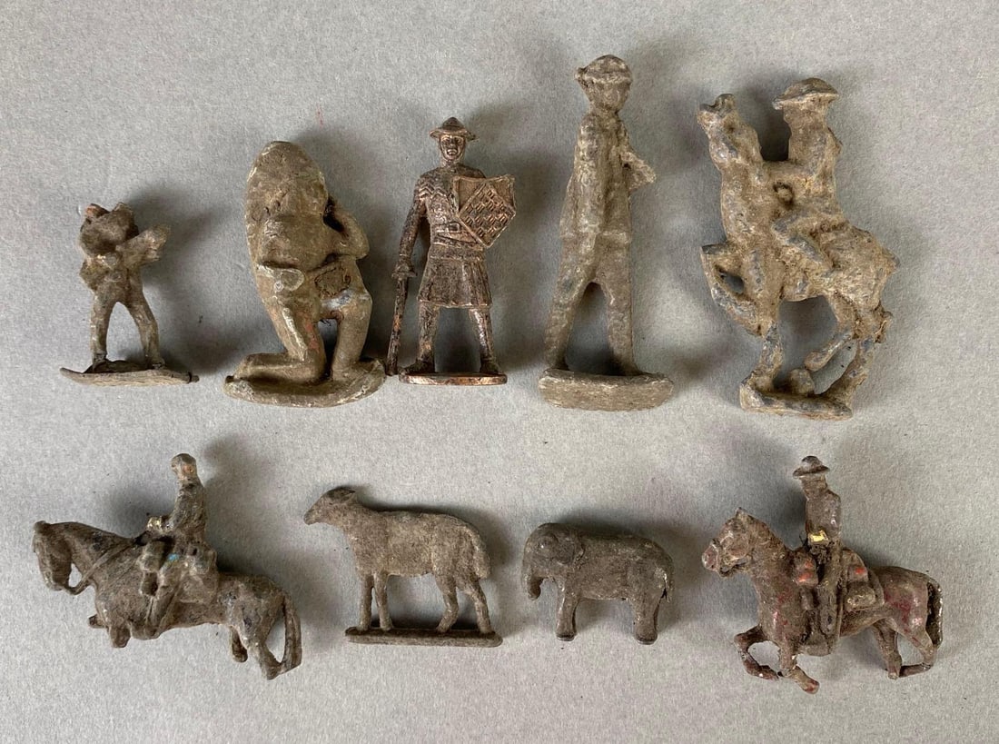 Group of 9 Lead Toy Figures (1 of 2)