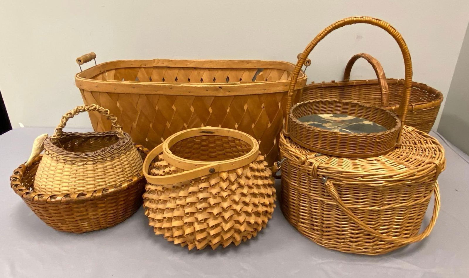Group of 7 Woven Baskets (1 of 4)