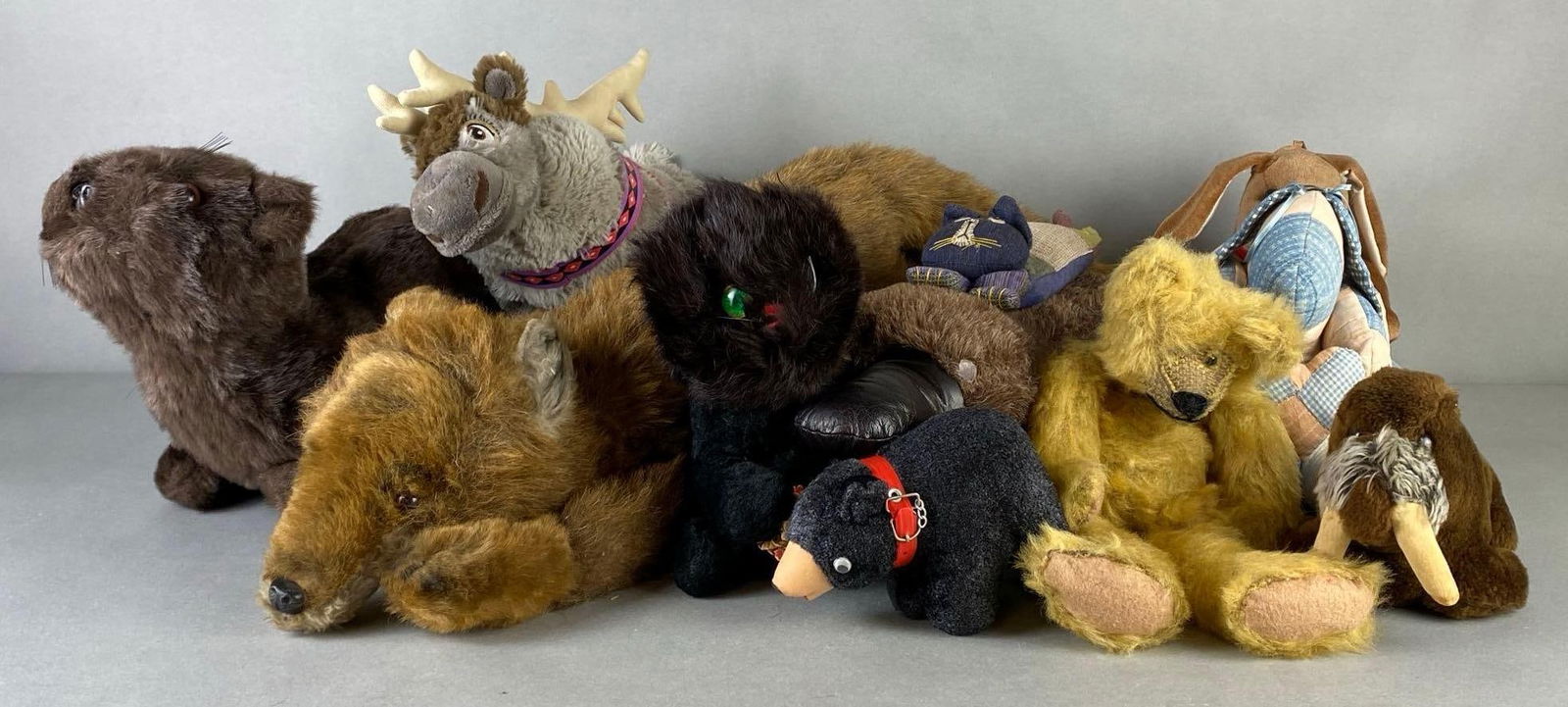 Group of Stuffed Animal Plushies (1 of 3)