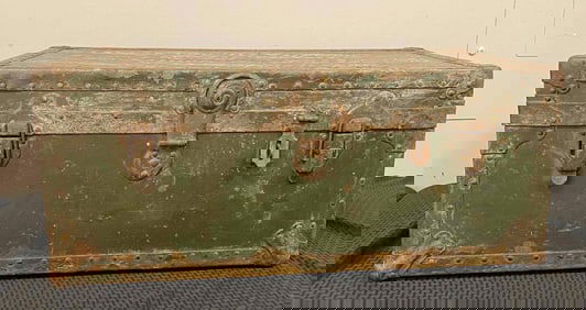 Identified 1951 US Army Foot Locker