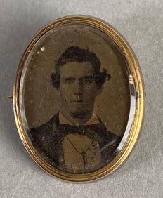 1800s Mourning Portrait/Hair Locket
