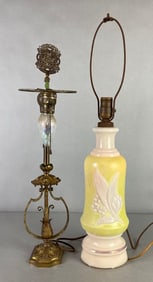 Group of 2 Tabletop Lamps