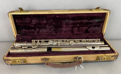 Vintage WT Armstrong Flute and Case