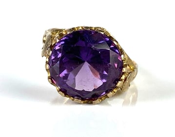 14K Gold Purple Gemstone Ring
