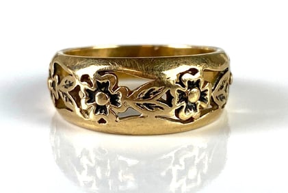 14K Gold Keepsake Floral Ring