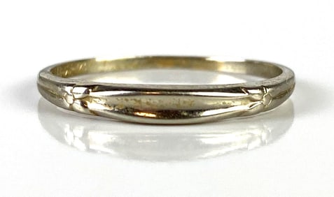 18K White Gold Ring