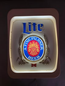 Miller Lite Beer Light Up Advertising Sign