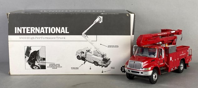 International 4400 High Performance Utility Truck
