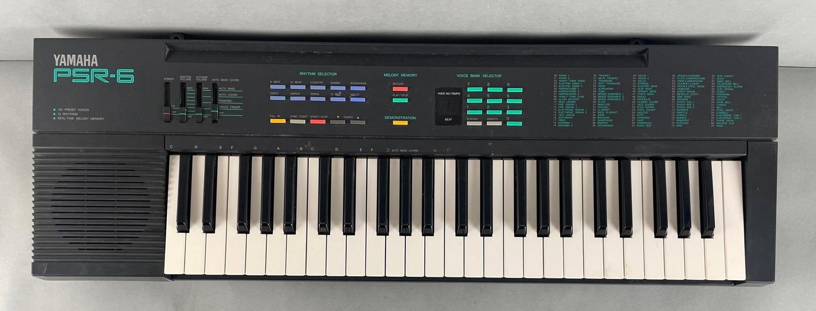 Yamaha PSR-6 Electric Keyboard Piano (1 of 5)