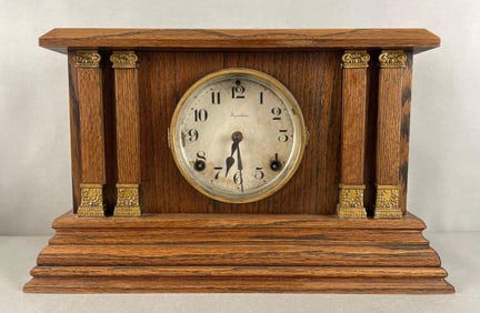 Vintage E. Ingraham Wind-Up Oak Mantle Clock