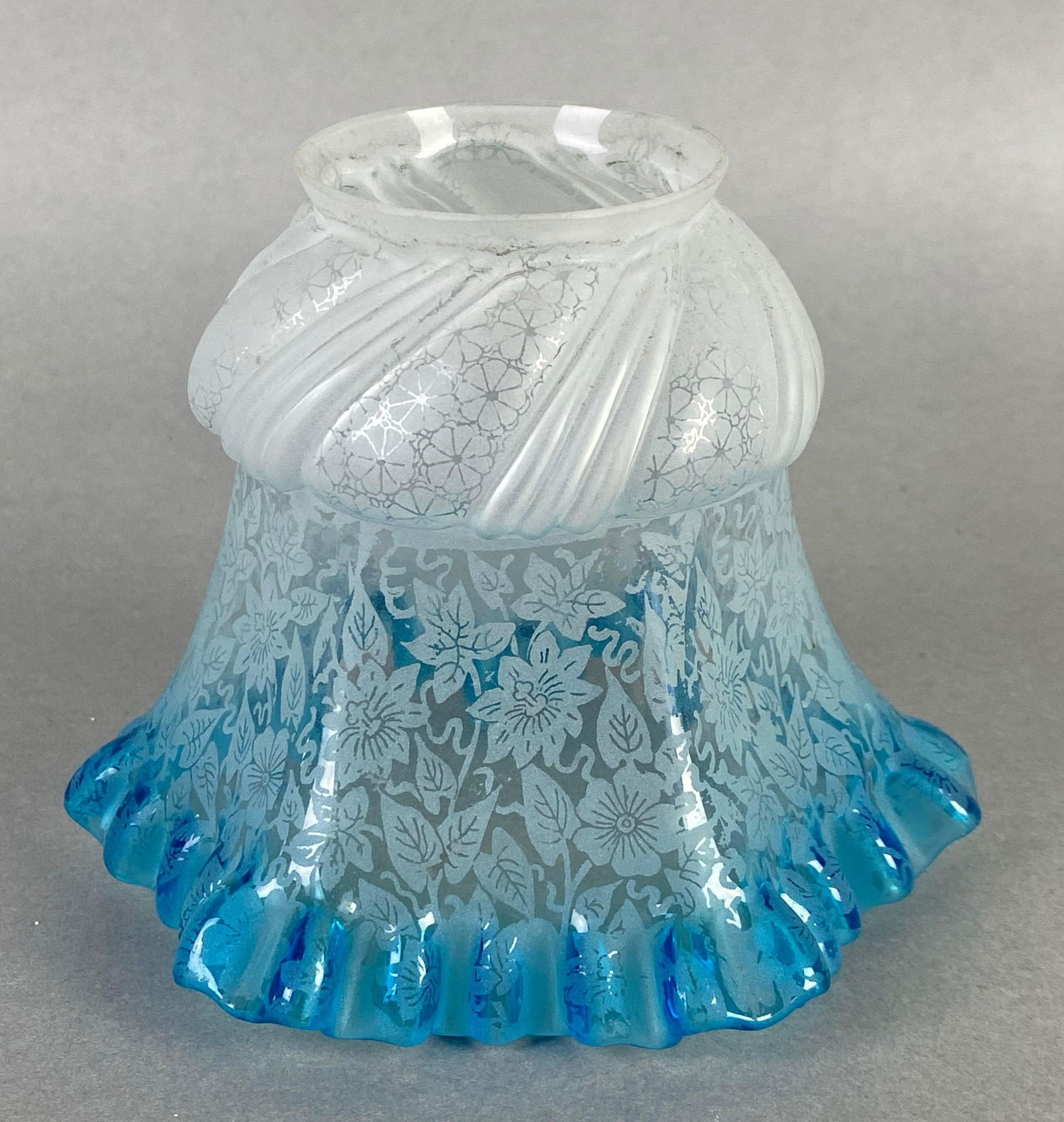 Antique Floral Etched Blue Ruffled Ribbon Edge Glass Lamp Shade (1 of 4)