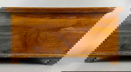 Tennessee Red Cedar and Novelty Co. Cedar Doll Chest